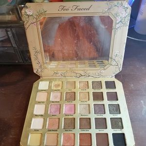 Too faced Natural Love pallet